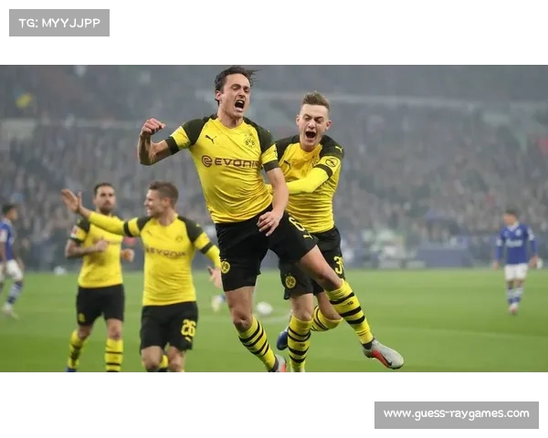 拜仁慕尼黑有望提前加冕冠军若下轮击败多特蒙德即可稳坐德甲积分榜首