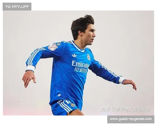 多特蒙德新帅阿韦洛亚首秀失利，更衣室沉寂